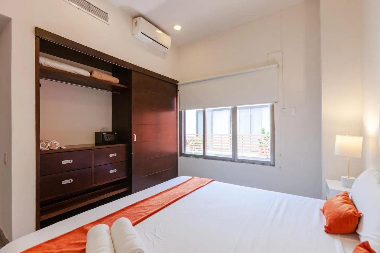 Infinito Condos 신데 델 카르멘 아파트