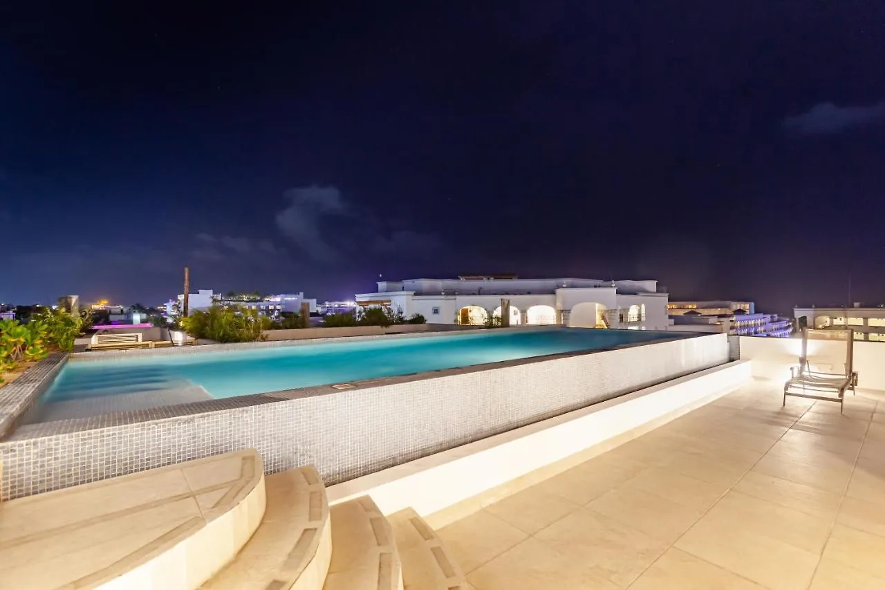 아파트 Infinito Condos 신데 델 카르멘